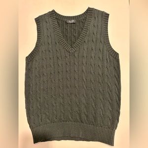 🤍BRANDY MELVILLE DARK GREEN SWEATER VEST🤍